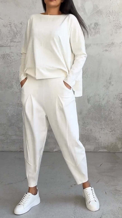 UrbanChic |White Women's Long-Sleeved Sweater and Harem Pants Suit