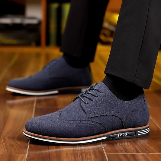 Philipp™ | Matte Low-Top-Schuhe aus Wildleder in Übergröße
