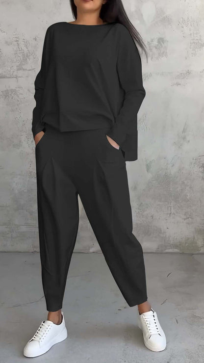 UrbanChic |White Women's Long-Sleeved Sweater and Harem Pants Suit