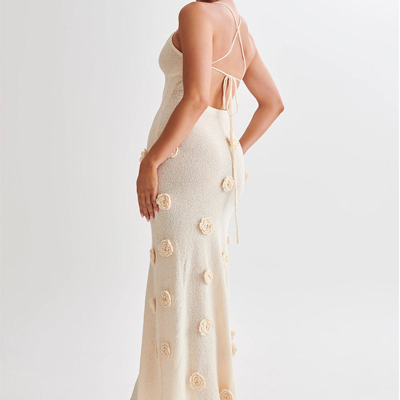 Amara™ | Rückenfreies Kleid mit Schnürung und dreidimensionalem Blumenmuster